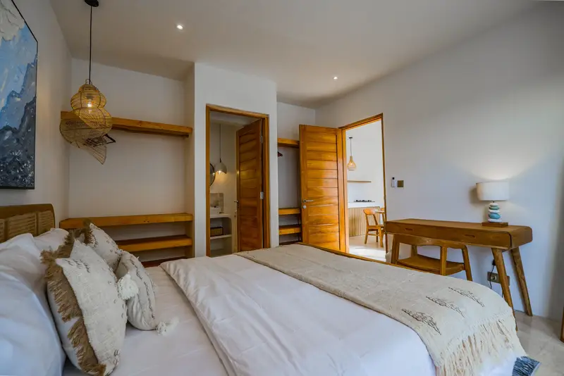 One Bedroom Apartment with Pool, photo 9 of 16