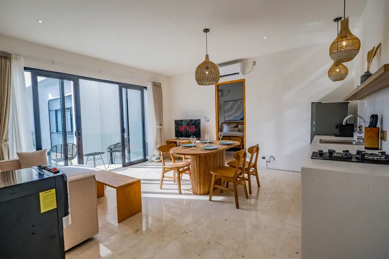 One Bedroom Apartment with Pool, photo 14 of 16