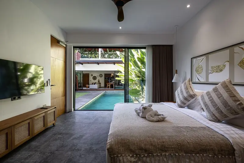 Four Bedroom Garden Bathtub Villa, photo 4 of 16