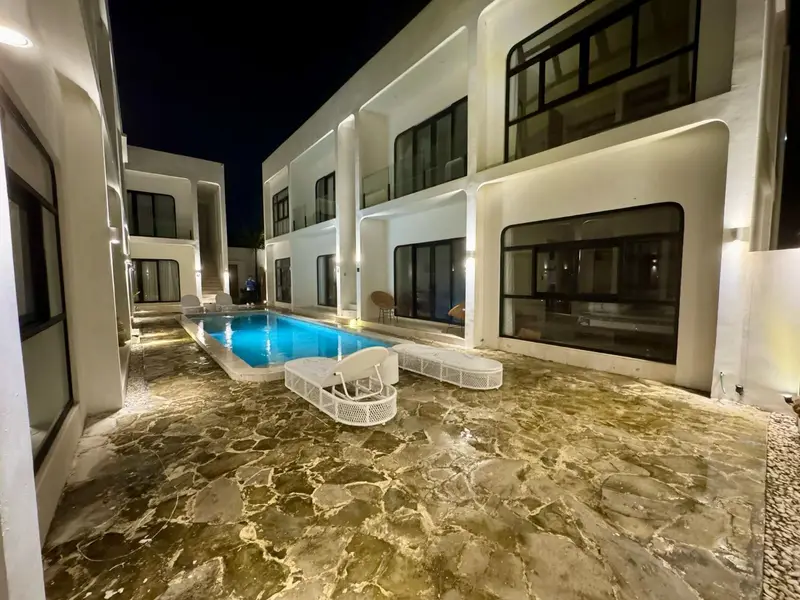 Mediterranean One Bedroom Apartment, photo 3 of 16