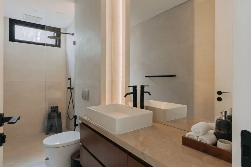 Three Bedroom Villa with Workspace, photo 9 of 16